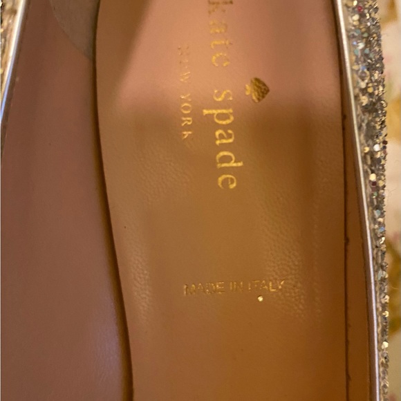 GLAMOUR! Iconic silver glitter Dolores pumps from Kate Spade. Best shoe EVER - Picture 9 of 13